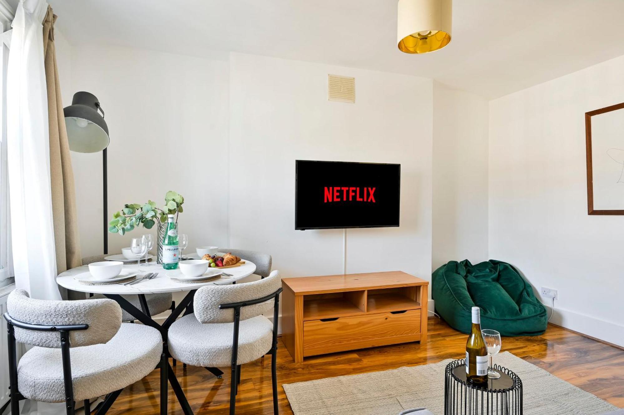 Kings Cross Apartment Apartment
